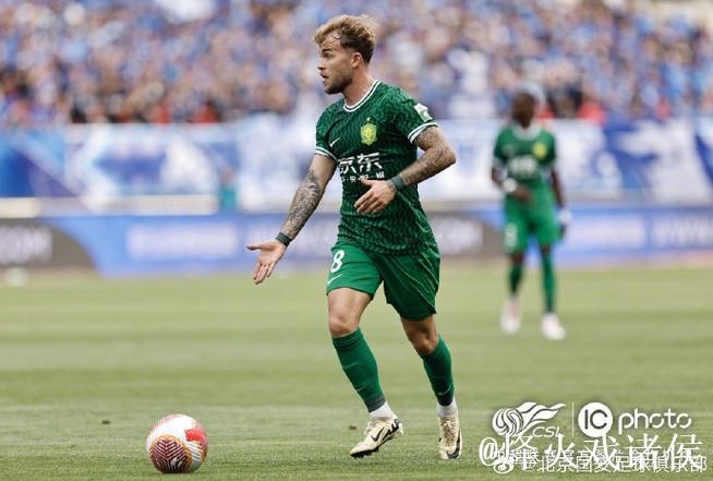 法比奥倒钩破门 北京国安客场1球力克武汉三镇